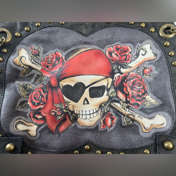 Vintage Isabella Fiore leather skull shoulder bag - Picture 3 of 12